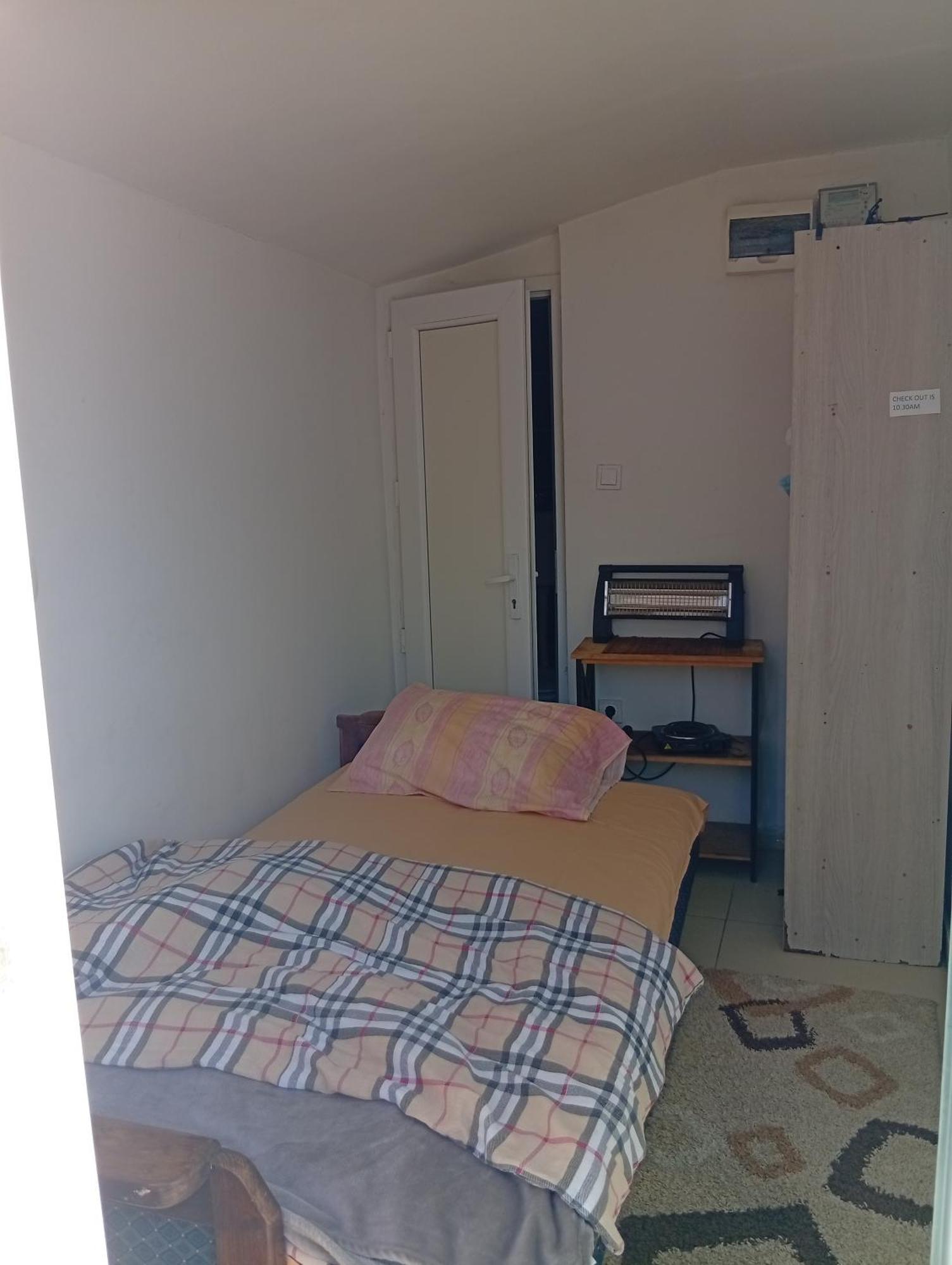 Monte Room 波德戈里察 外观 照片